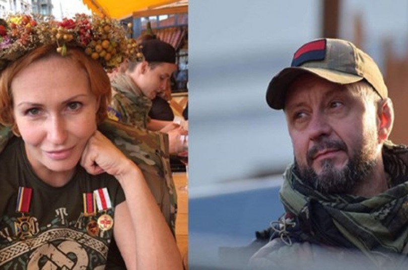 Подарки в красном мешке