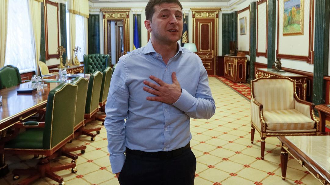 Зеленский стремительно теряет свое большинство