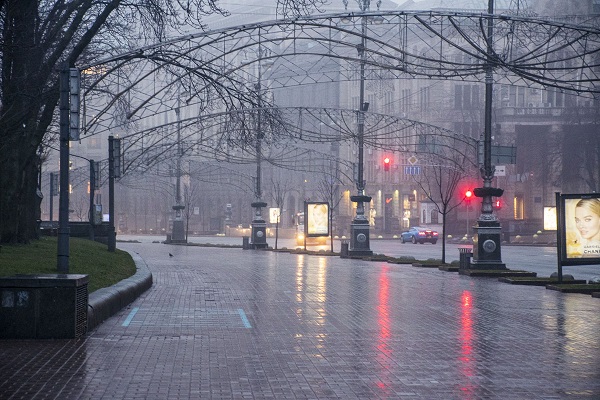 В этой стране президент есть? Министр Аваков останавливает в Киеве весь общественный транспорт!