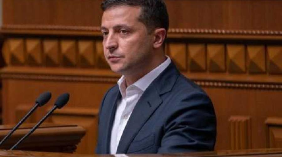 Молчание Зеленского начало играть против него