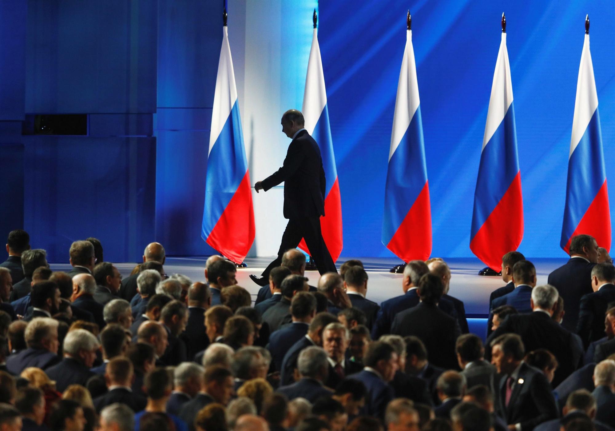 Апрельский пленум для Путина: уже сегодня можна констатировать, что все кончено