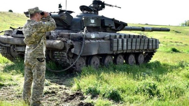«Российской бронетехнике не выжить на Донбассе»: Украина успешно испытала новейший танковый боеприпас «Комбат»