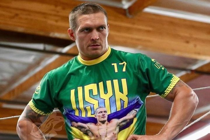 "Вы меня отсюда не выгоните": Усик отреагировал на критику и ответил на вызов борца Грицая. ВИДЕО