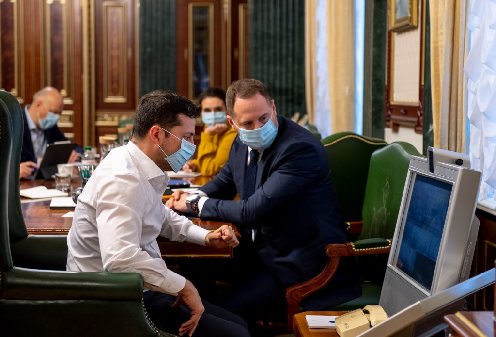 Кто источник «пленок Деркача»?