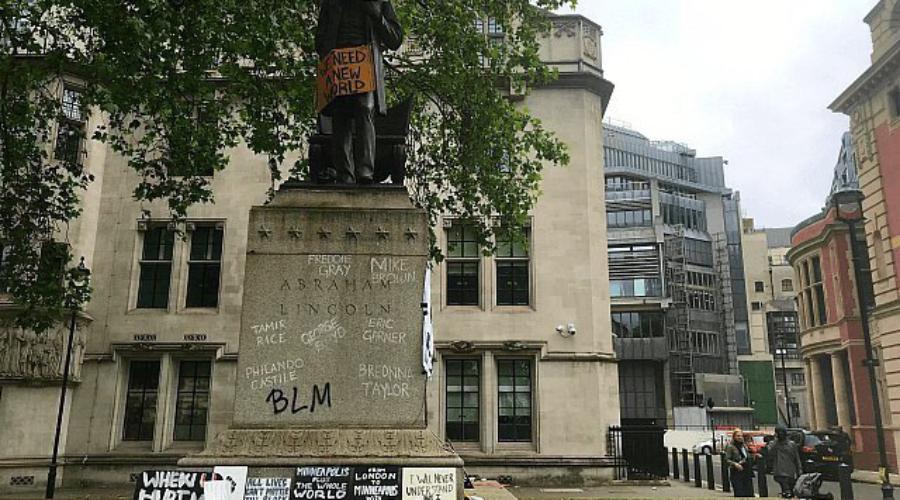 Восстание планеты обезьян?