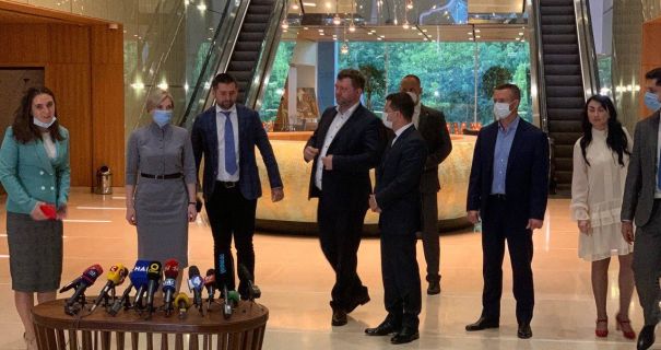 Cитуация показывает отношение Зеленского к моносброду. Они для него пустое место