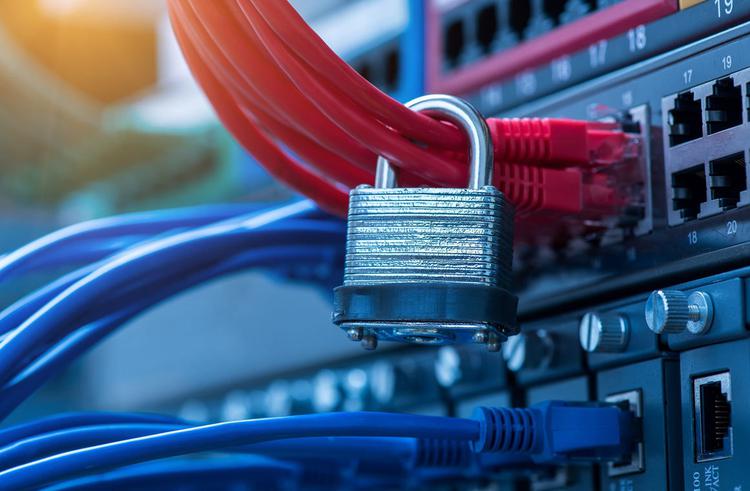 Россию подготовят к отключению от мирового интернета за полтора года