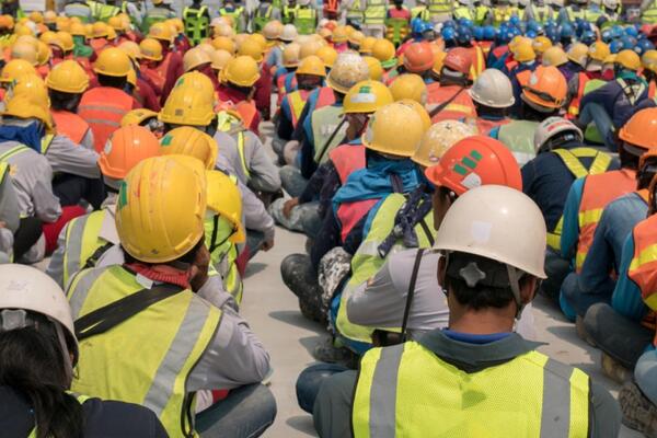 В Беларуси начались массовые забастовки из-за результатов выборов