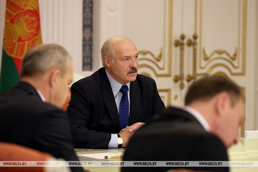В Сети заподозрили, что ГосСМИ выпускают архивные заявления Лукашенко. Он два дня не появляется на людях