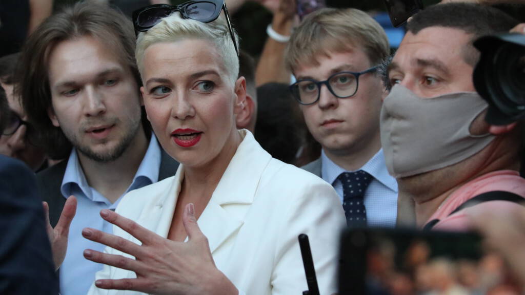 "Гарантируем безопасность, жилье и материальную помощь". Соратница Тихановской призвала силовиков перейти на сторону народа. Видео