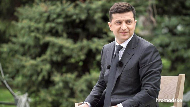 Война, минималка и коронавирус: о чем рассказал Зеленский в новом интервью.