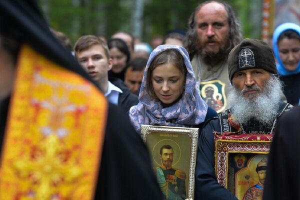 "Духовника" Поклонской, захватившего женский монастырь, отлучили от РПЦ