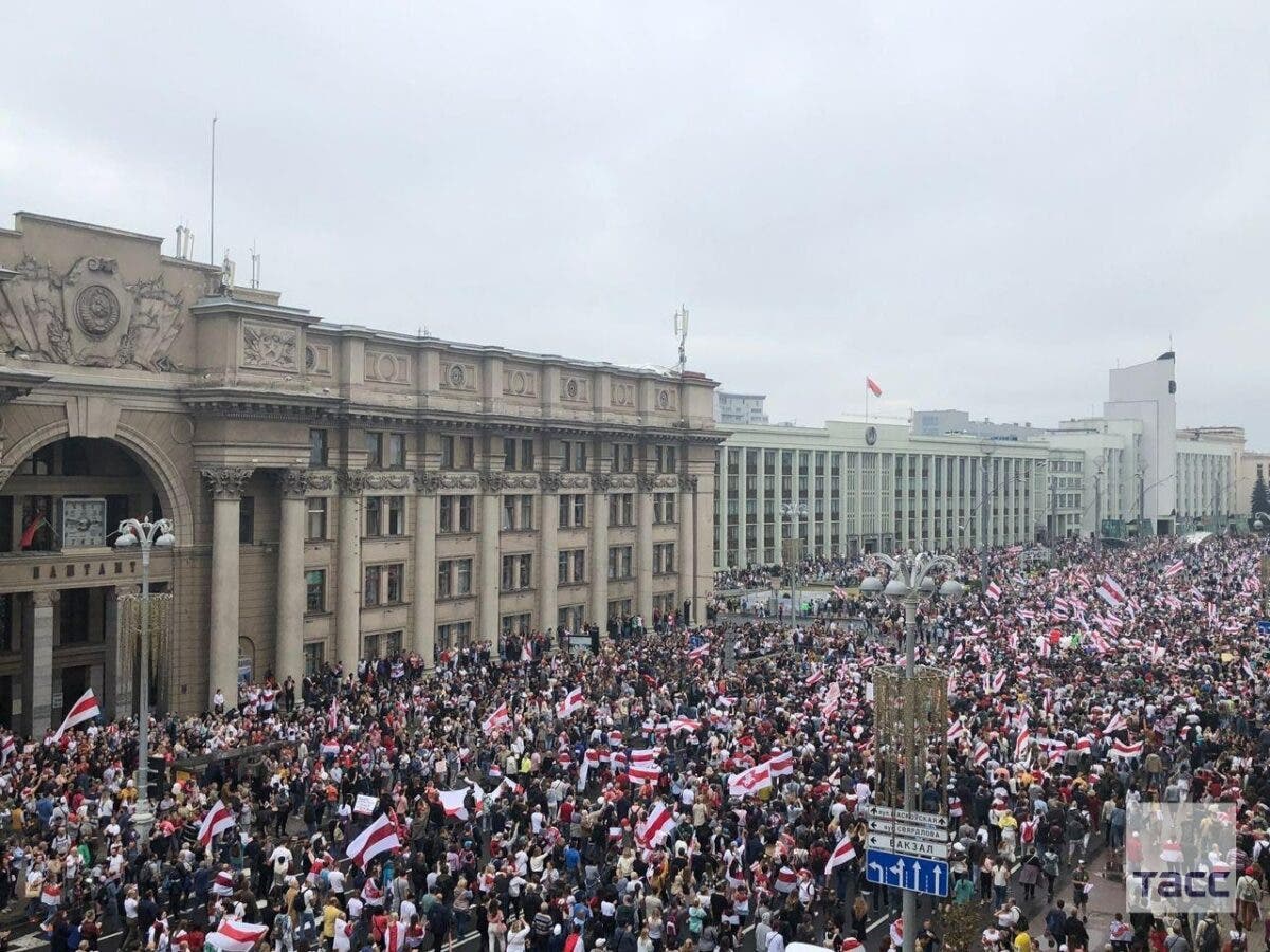 США рекомендует своим гражданам покинуть Беларусь или запасаться едой