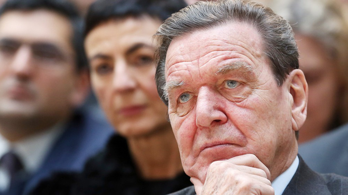 Глава совета директоров "Роснефти" Шредер назвал оккупацию Крыма явным нарушением международного права