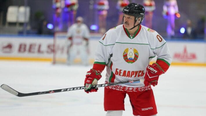 Беларусь официально лишили права проведения Чемпионата мира по хоккею