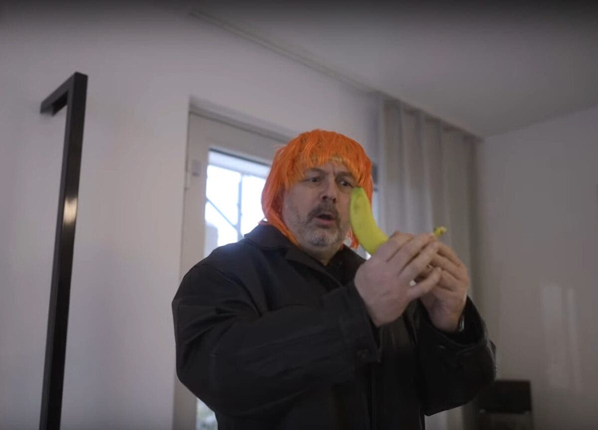 Владелец виллы, в которой жил Навальный, снял забавную пародию на пропагандистов Путина: видео