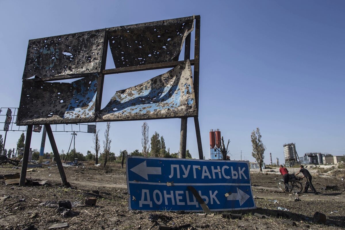 Террористы "Л/ДНР" готовятся к прорыву, а Путин изменил требования по Донбассу: почему активизировалась война