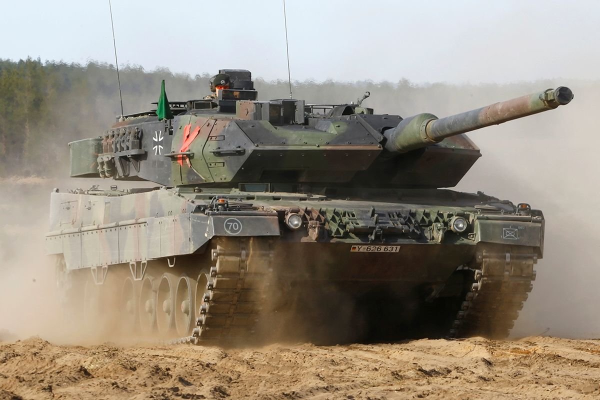 Германия получит самый продвинутый вариант танка Leopard 2, оснащенный комплексом активной защиты