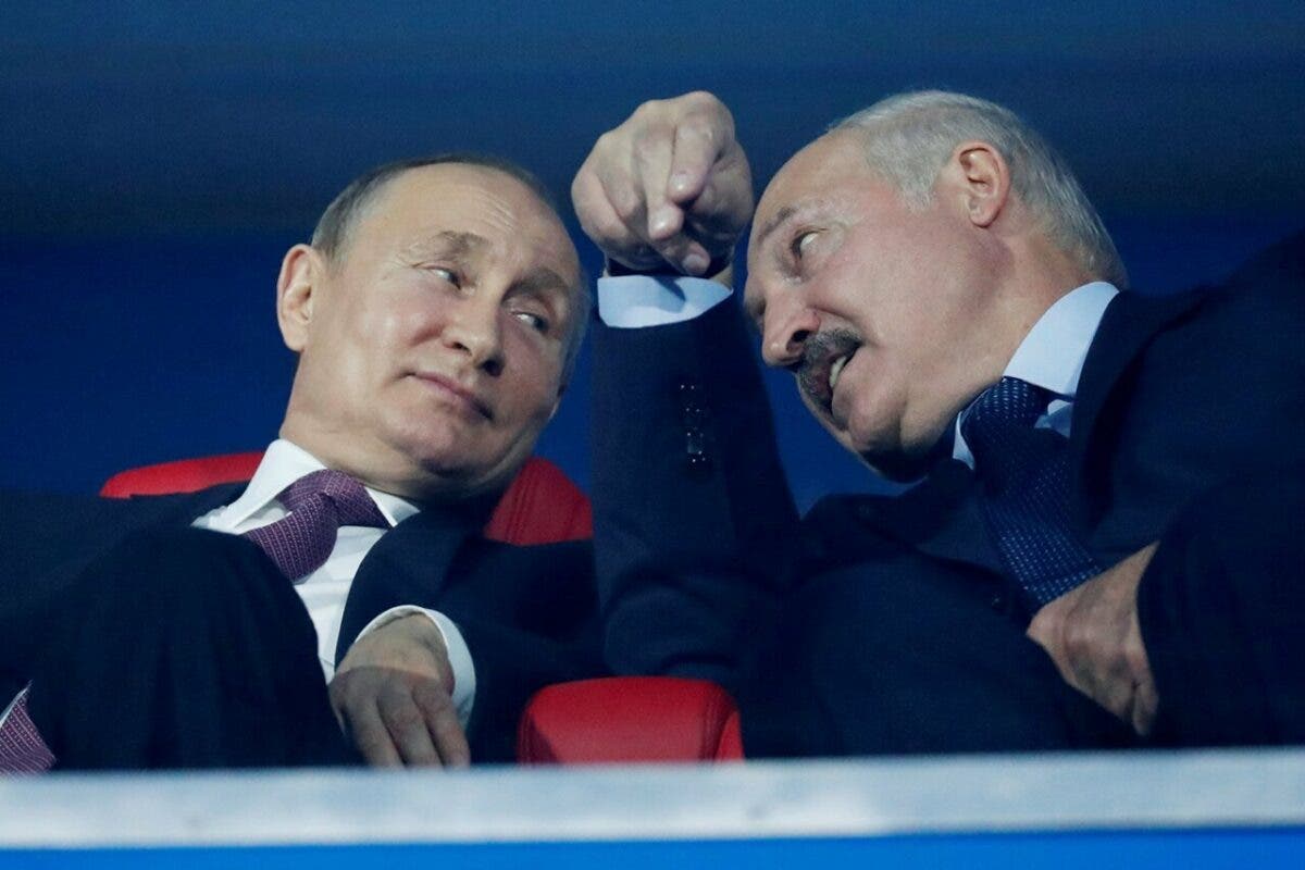 «Лохушки», или о несчастной любви «белоппозиции» к Москве