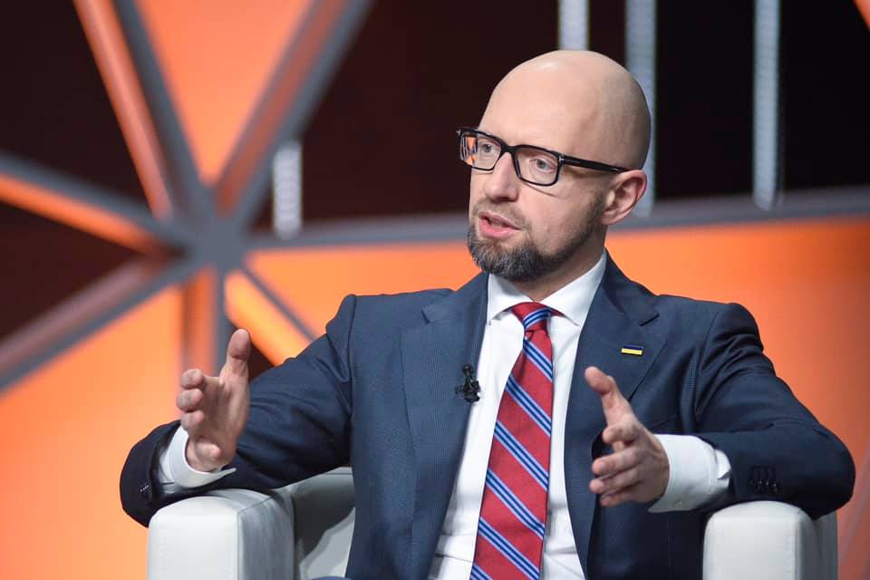 Яценюк: Медведчук – никто