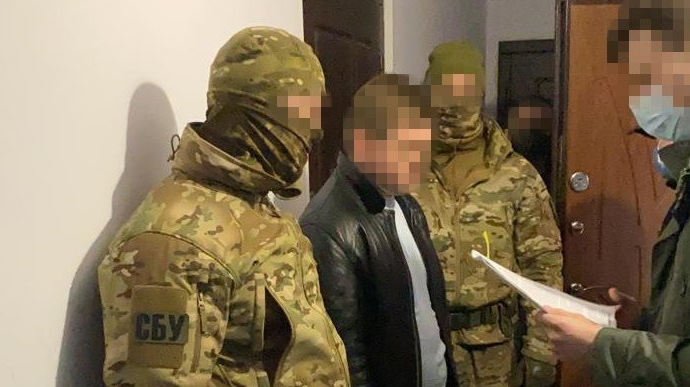 "Оборотень" террористов: боевик ЛНР устроился на работу в МВД (Видео)