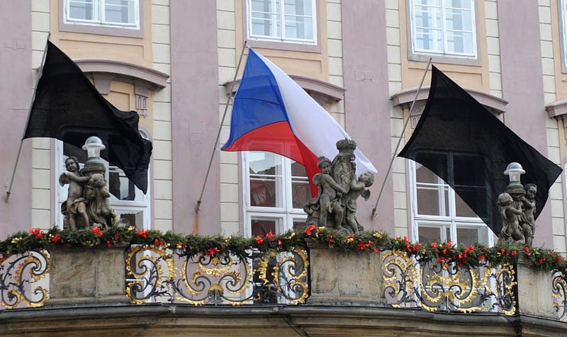 Чехия поставила РФ ультиматум. Захарова ответила