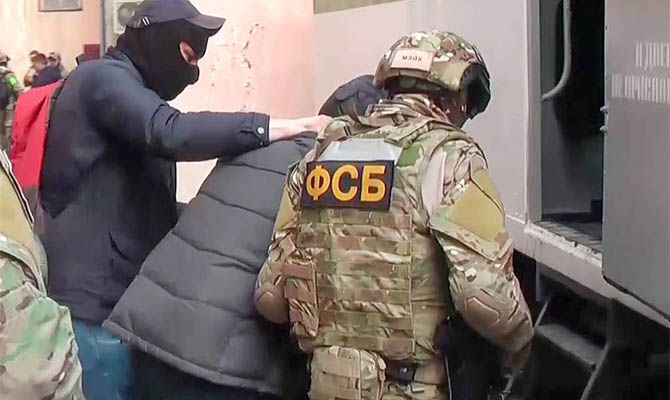 В России заявили о задержании якобы "сторонников украинского сообщества"(Видео)