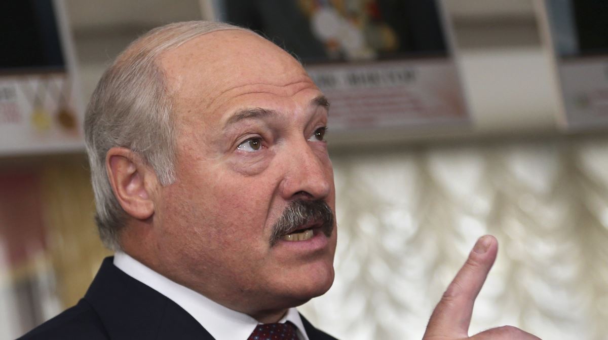 СМИ нашли еще одного сына Лукашенко, которого он прячет в интернате (Видео)