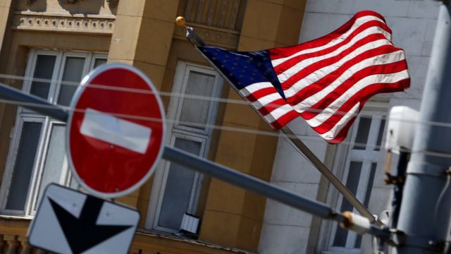 Посольство США объявило о прекращении выдачи виз россиянам