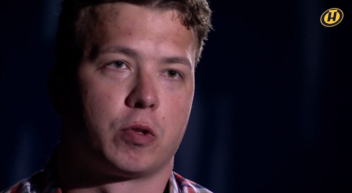 Протасевич дал "интервью" ГОС ТВ Беларуси и признал вину в организации беспорядков и расплакался в конце