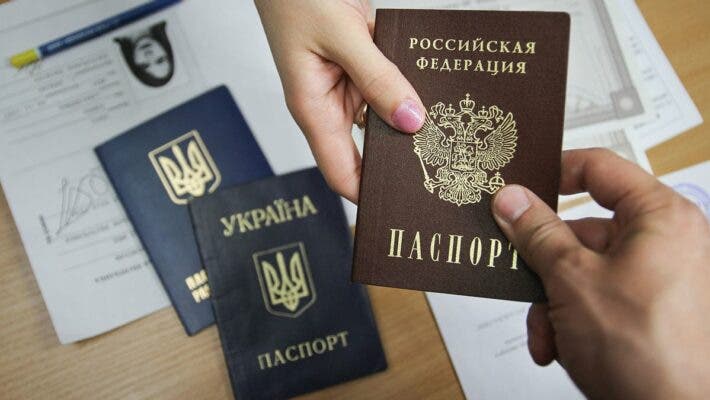 В России собрались давать гражданство всем украинцам, считающим себя россиянами