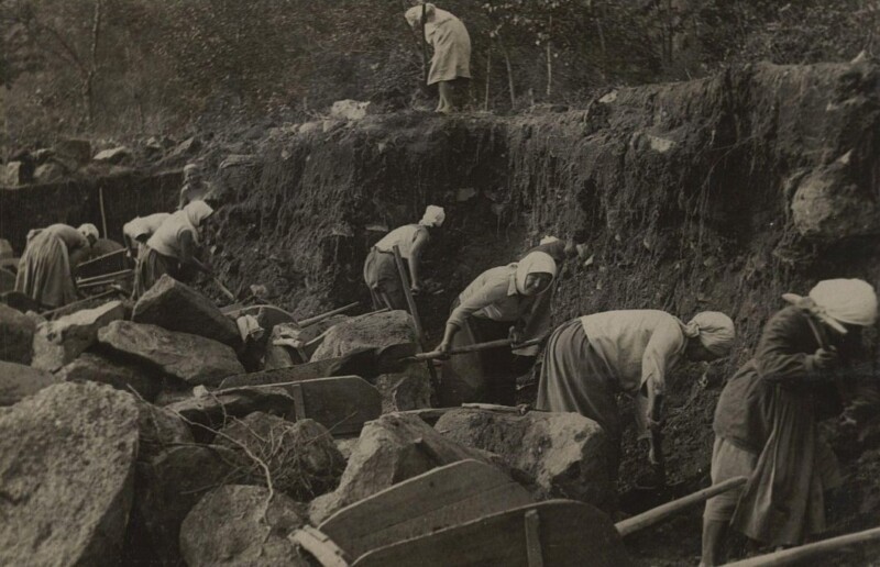 БАМЛАГ и кто за ним стоит. А не сидит