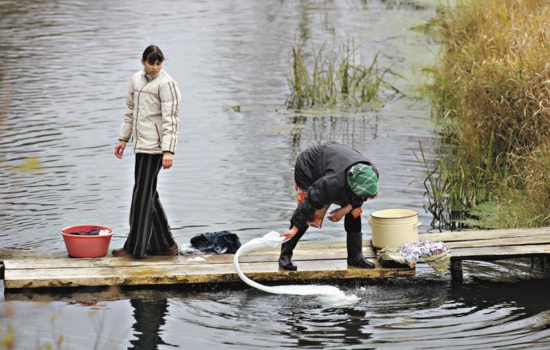 Как вам величие: Объявлен гостендер на установку «полоскалок» для стирки белья в реке