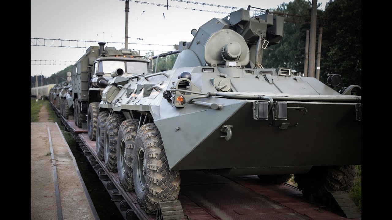 Военная техника РФ стягивается в Беларусь: Лукашенко боится не пережить бунт?