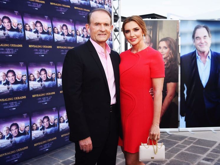 Попавший под санкции США белорусский "Абсолютбанк" перестал обслуживать карты Visa. Там хранят деньги Медведчук, Марченко и Козак