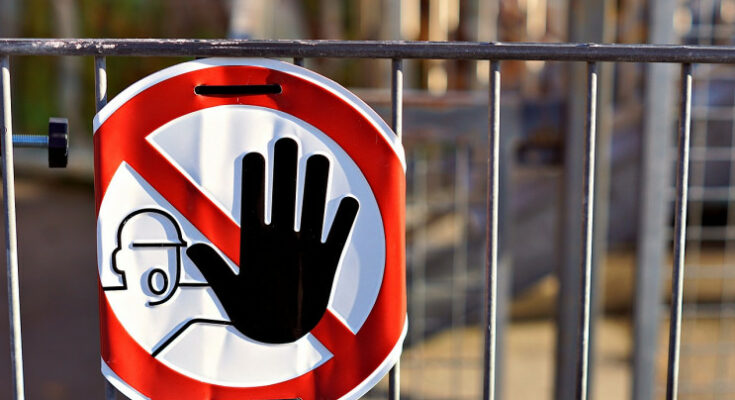 Соратники Путина готовят запрет русофобам въезжать в Россию