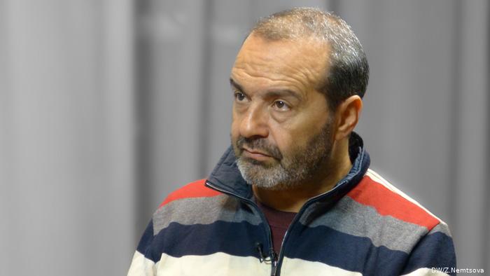 Сегодня ровно год с покушения на убийство Навального. Уже и забылось, правда? Мы плывем в лаве, не чувствуя температуры