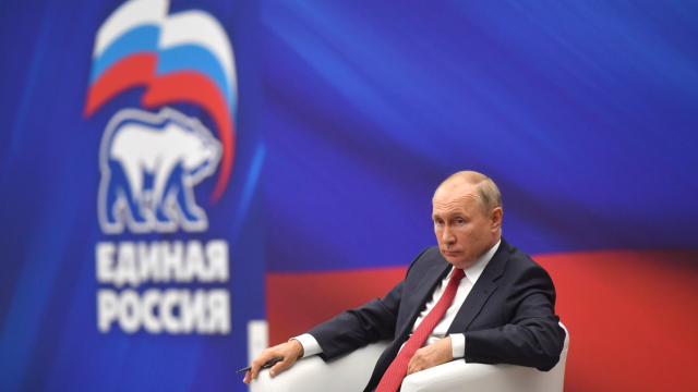Ради удержания власти Путин разрушил буквально все институты в стране