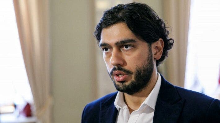 ГБР подозревает Гео Лероса в организации поджога своего Mercedes Benz (Видео)