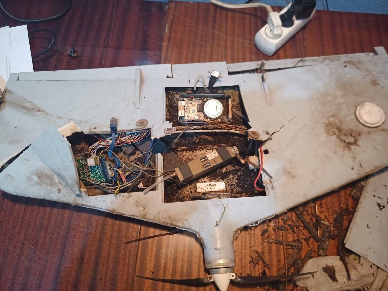 На Донбассе перехватили вражеский беспилотник, за дело взялась СБУ