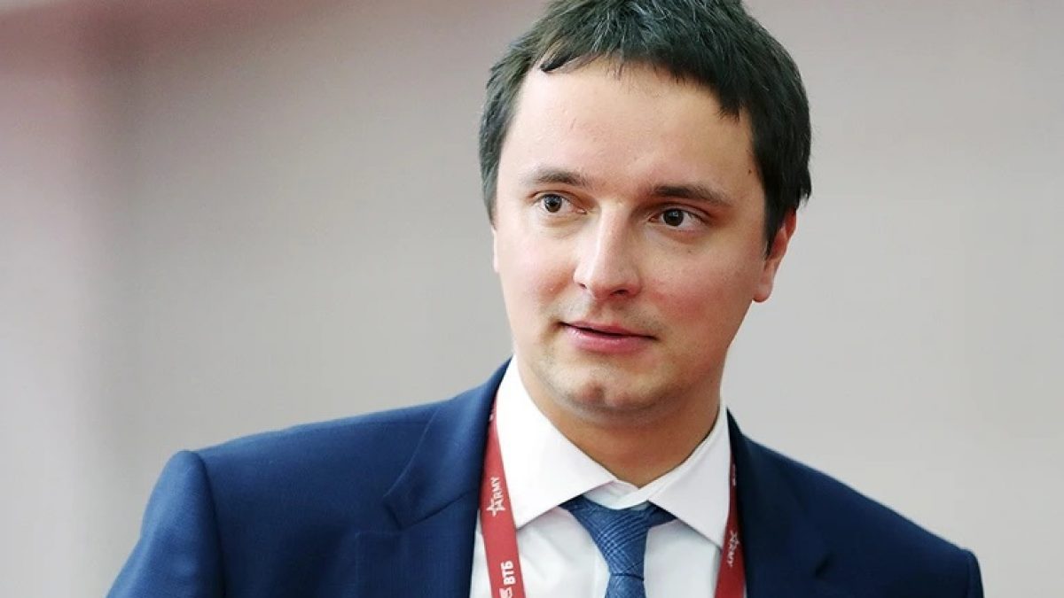 Непутевого сынка Рогозина снова пристроили – теперь он будет беспилотники разрабатывать