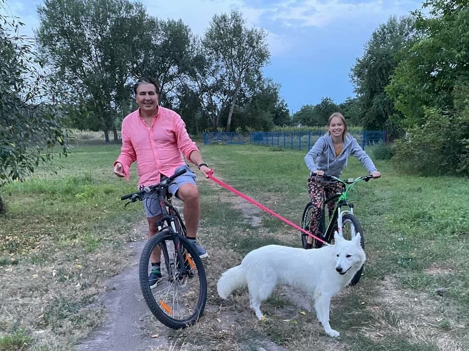 Нардеп Ясько накануне своего дня рождения показала новые фото с Саакашвили