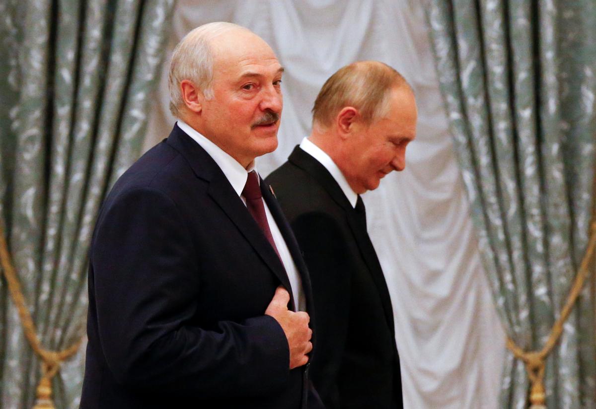 "Бункер и ботокс": на белорусском ТВ жестко высмеяли Путина, расхваливая Лукашенко