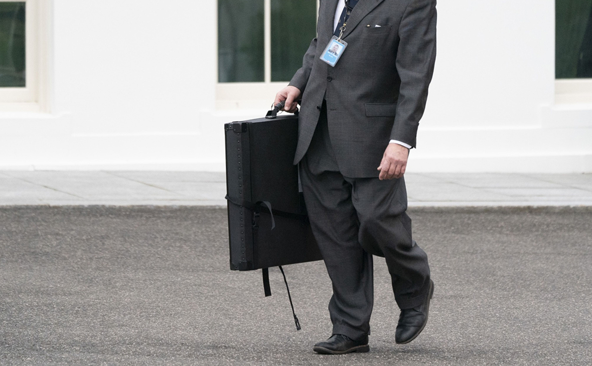 Из США высылают еще 27 российских дипломатов