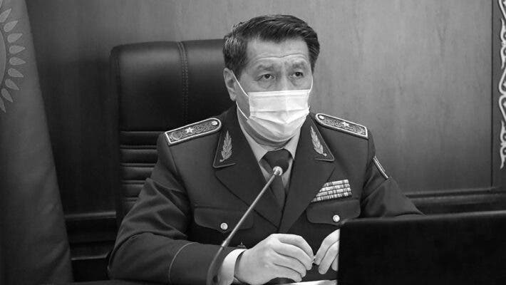 СМИ: Покончивший с собой генерал казахской полиции приказывал не стрелять по протестующим
