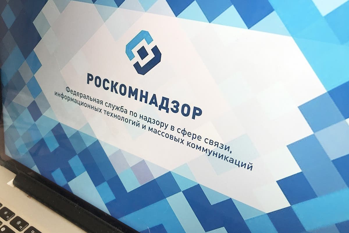 "Пора заткнуть рот Владимира Путина": хакеры Anonymous записала обращение – сайт Кремля уже не работает (Видео)