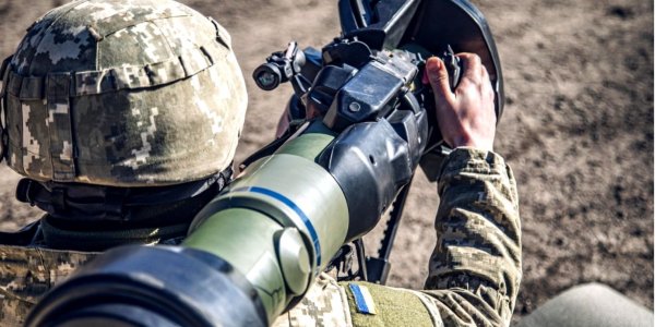 В Харьков зашел долгожданный конвой. NLAW, SMAW-D, Javelin, Stinger и много других приправ для жареных "асвабадителей"