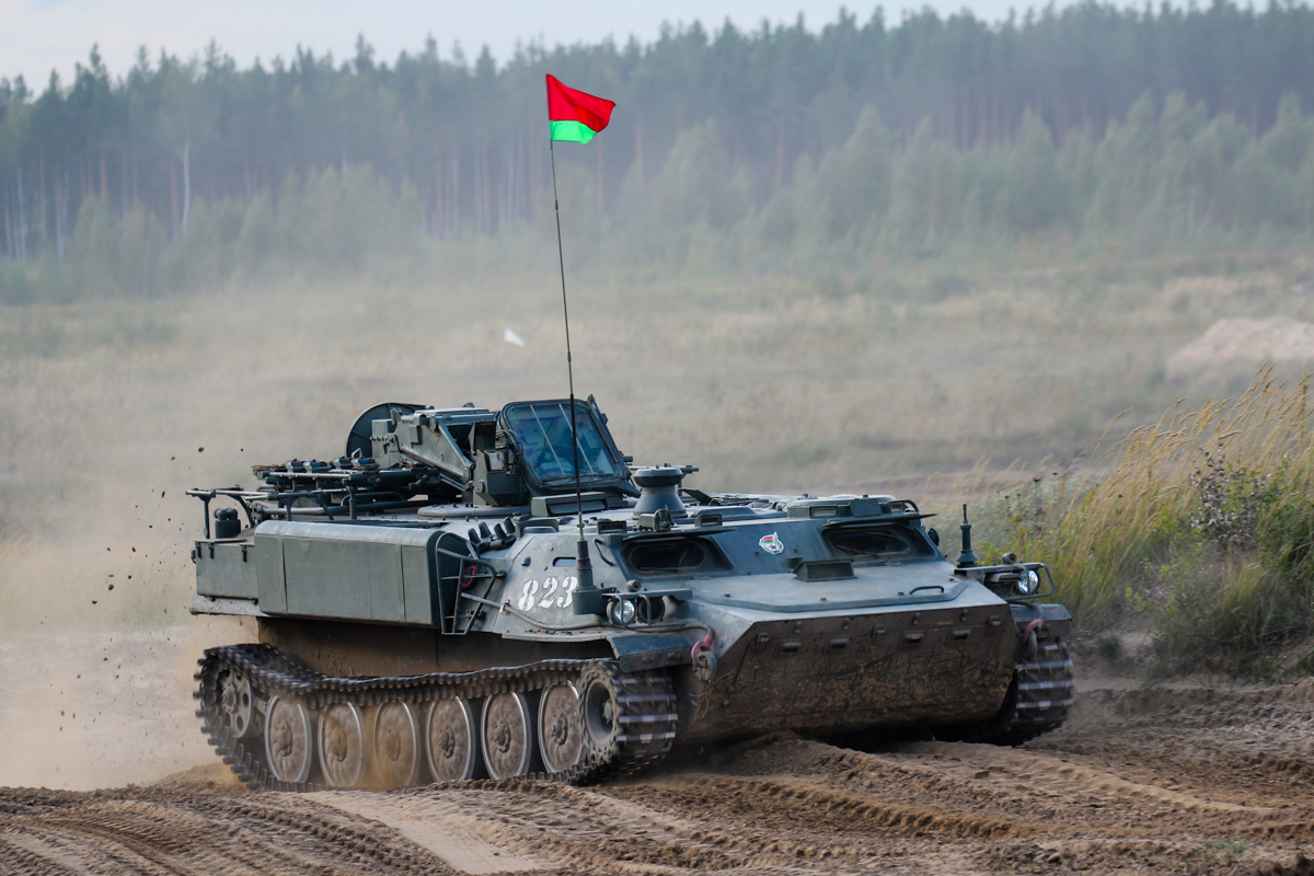 В Черниговскую область вошли белорусские войска. Украина может нанести превентивный удар по Беларуси