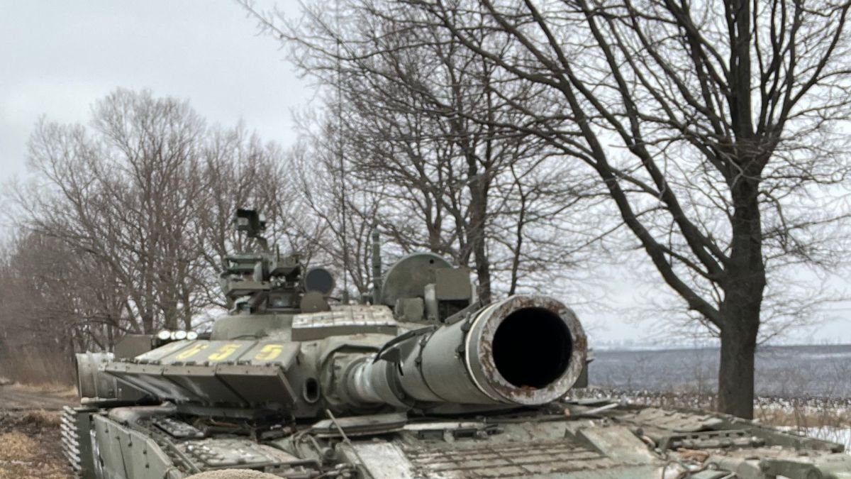 Батальон ВСУ в бою под Харьковом захватил шесть новейших российских танков Т-80БВМ, разогнали эту армию по кустам