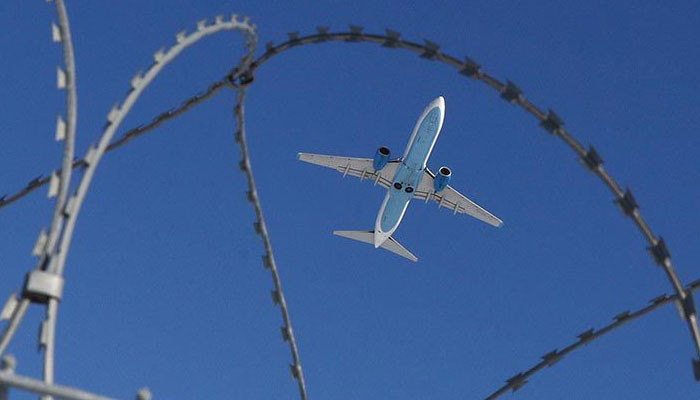 Будут летать из Москвы до Магадана: крупнейшие российские авиакомпании прекратили полеты за пределы РФ